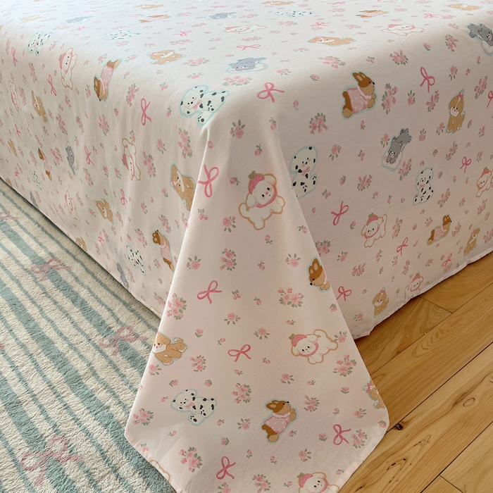 91家纺网 家纺一手货源 找家纺 六巷胡同 2026新款40支全棉13070卡通单品床单 浪漫碎花犬