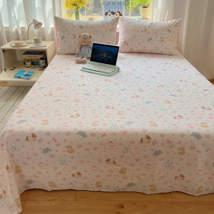 91家纺网 家纺一手货源 找家纺 六巷胡同 2026新款40支全棉13070卡通单品床单 浪漫碎花犬