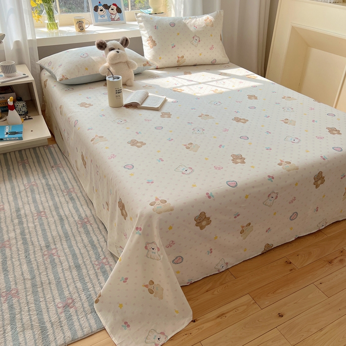 91家纺网 家纺一手货源 找家纺 六巷胡同 2026新款40支全棉13070卡通单品床单 奶油甜心熊