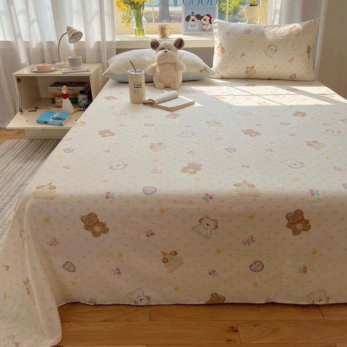 91家纺网 家纺一手货源 找家纺 六巷胡同 2026新款40支全棉13070卡通单品床单 奶油甜心熊