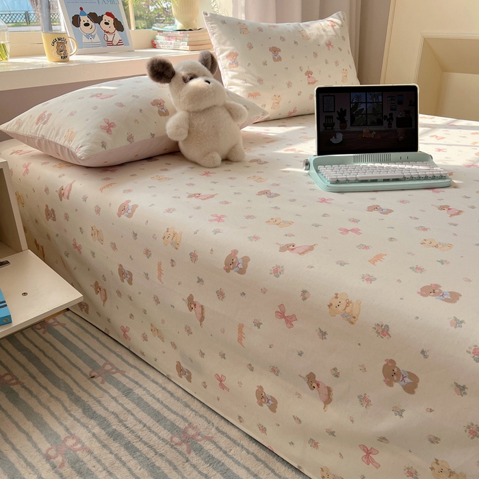 91家纺网 家纺一手货源 找家纺 六巷胡同 2026新款40支全棉13070卡通单品床单 派对害羞狗