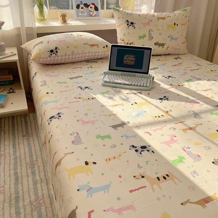 91家纺网 家纺一手货源 找家纺 六巷胡同 2026新款40支全棉13070卡通单品床单 趣味斑点狗