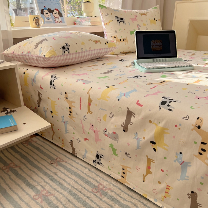 91家纺网 家纺一手货源 找家纺 六巷胡同 2026新款40支全棉13070卡通单品床单 趣味斑点狗