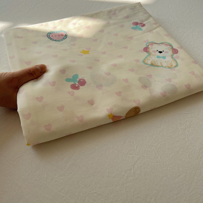 91家纺网 家纺一手货源 找家纺 六巷胡同 2026新款40支全棉13070卡通单品床单 床单叠拍图