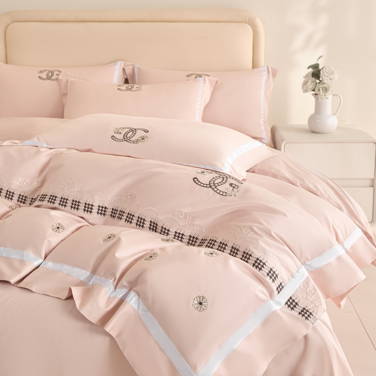 91家纺网 家纺一手货源 找家纺 新方向 2026年刺绣全棉100s贡缎长绒棉纯棉四件套-金伯妮 金伯妮-蔷薇粉