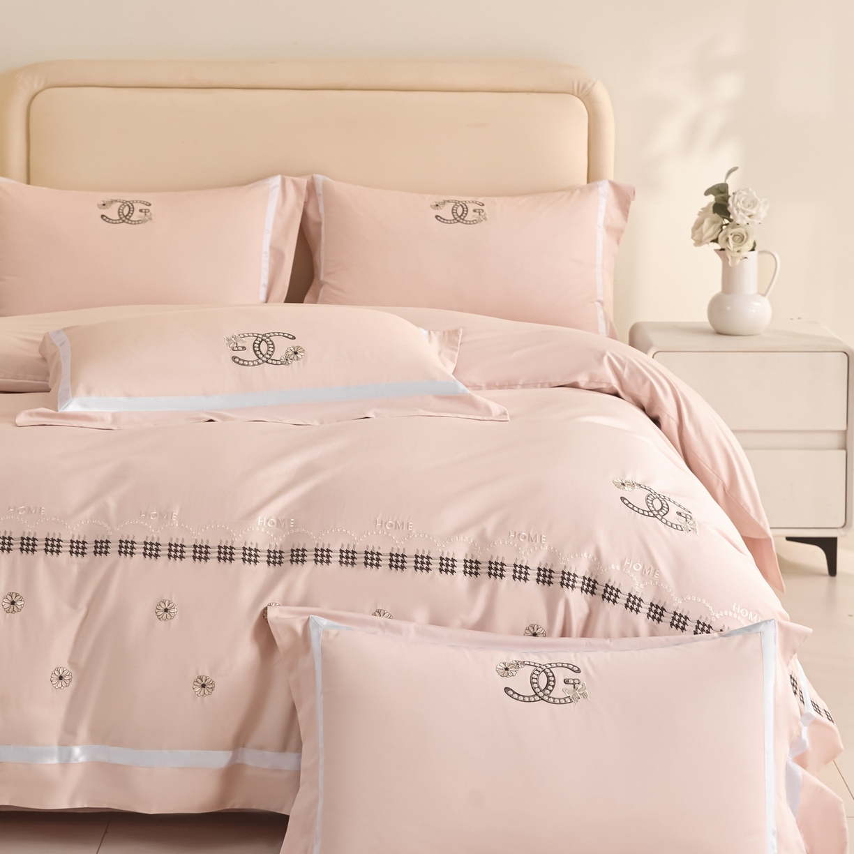 91家纺网 家纺一手货源 找家纺 新方向 2026年刺绣全棉100s贡缎长绒棉纯棉四件套-金伯妮 金伯妮-蔷薇粉