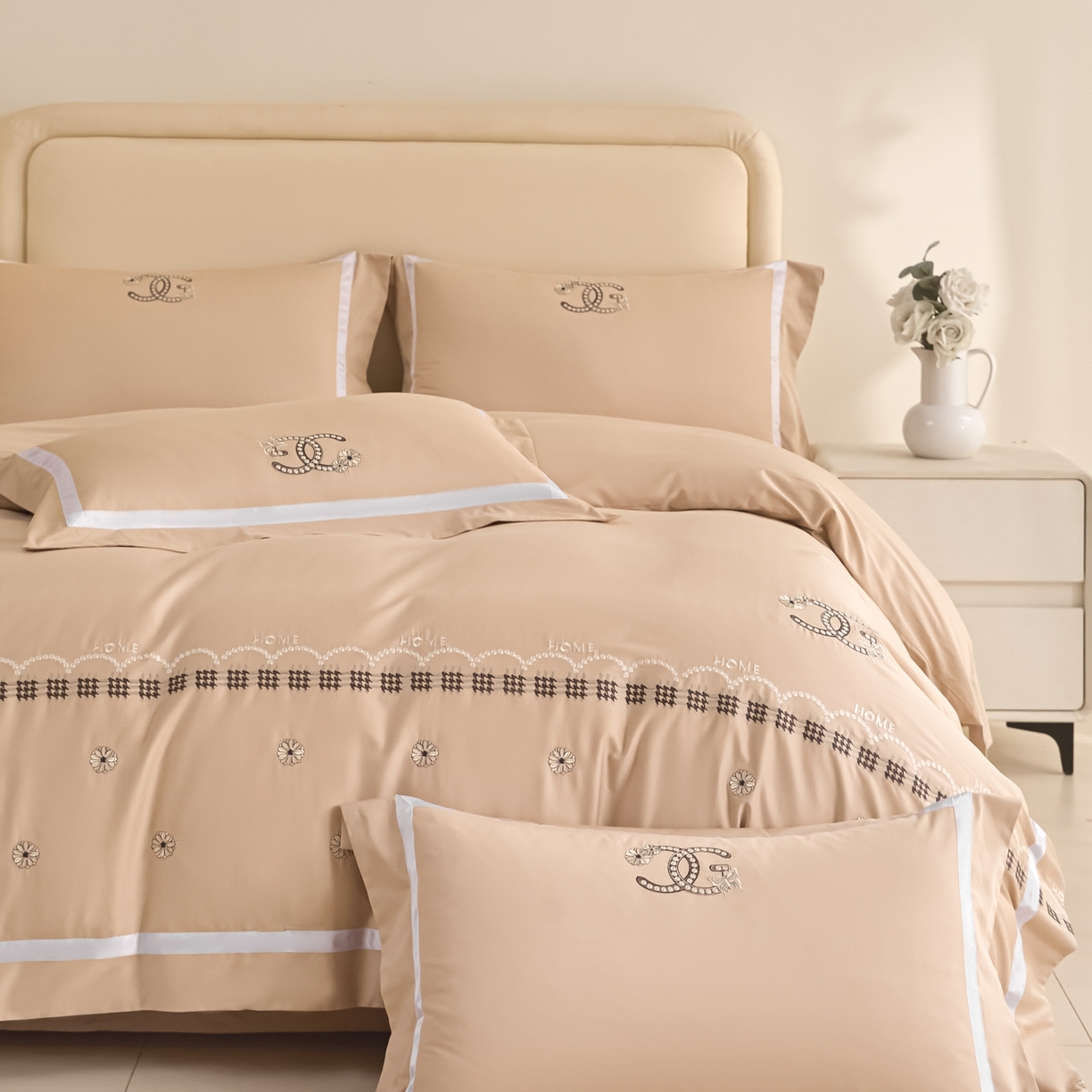 91家纺网 家纺一手货源 找家纺 新方向 2026年刺绣全棉100s贡缎长绒棉纯棉四件套-金伯妮 金伯妮-香槟
