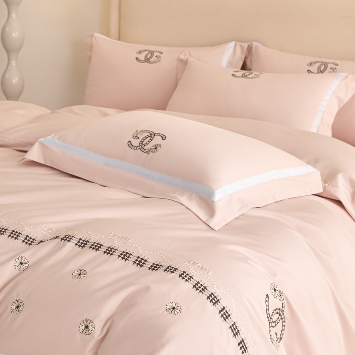 91家纺网 家纺一手货源 找家纺 新方向 2026年刺绣全棉100s贡缎长绒棉纯棉四件套-金伯妮 金伯妮-蔷薇粉