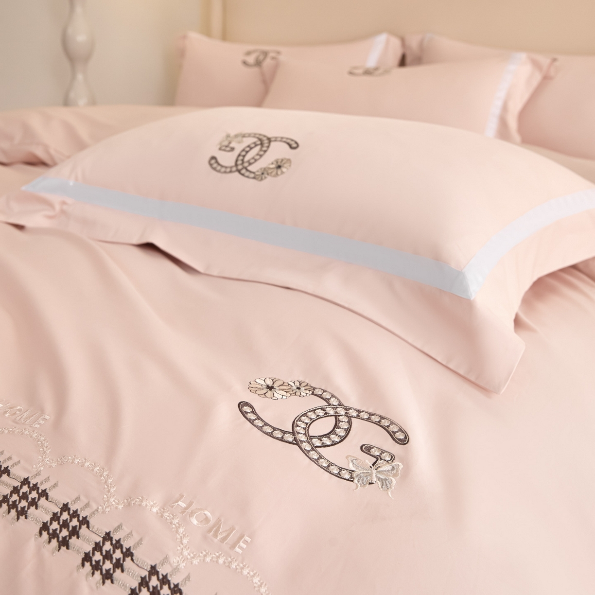 91家纺网 家纺一手货源 找家纺 新方向 2026年刺绣全棉100s贡缎长绒棉纯棉四件套-金伯妮 金伯妮-蔷薇粉