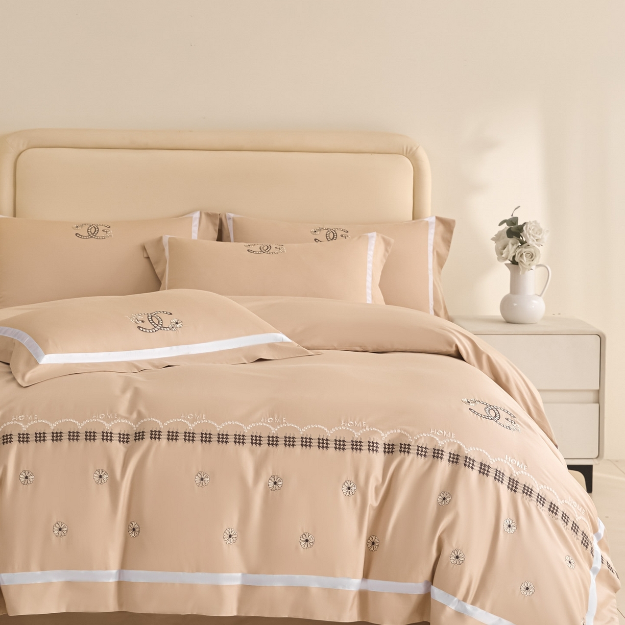 91家纺网 家纺一手货源 找家纺 新方向 2026年刺绣全棉100s贡缎长绒棉纯棉四件套-金伯妮 金伯妮-香槟