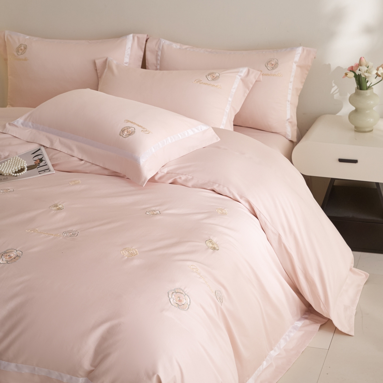 91家纺网 家纺一手货源 找家纺 新方向 2026年刺绣全棉100s贡缎长绒棉纯棉四件套-半夏 半夏-蔷薇粉