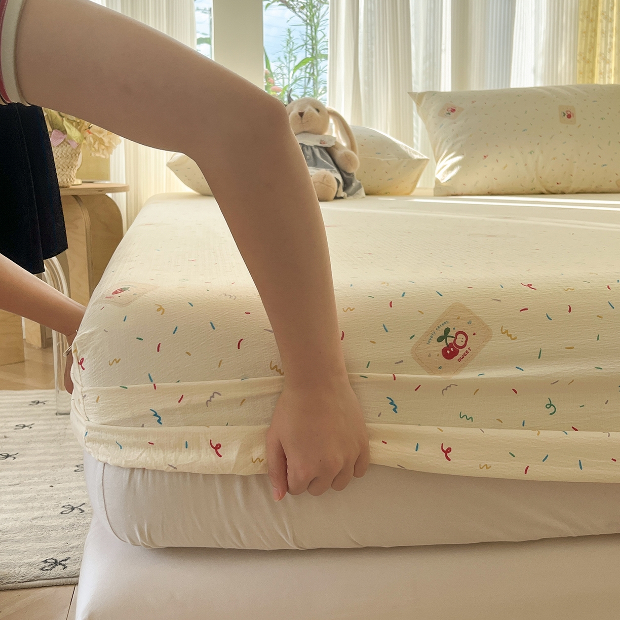 91家纺网 家纺一手货源 找家纺 沐芷 2026 【提供买家秀】双层纱A类床笠单件/床笠三件套  床笠款床罩床垫保护套罩 草莓糖霜