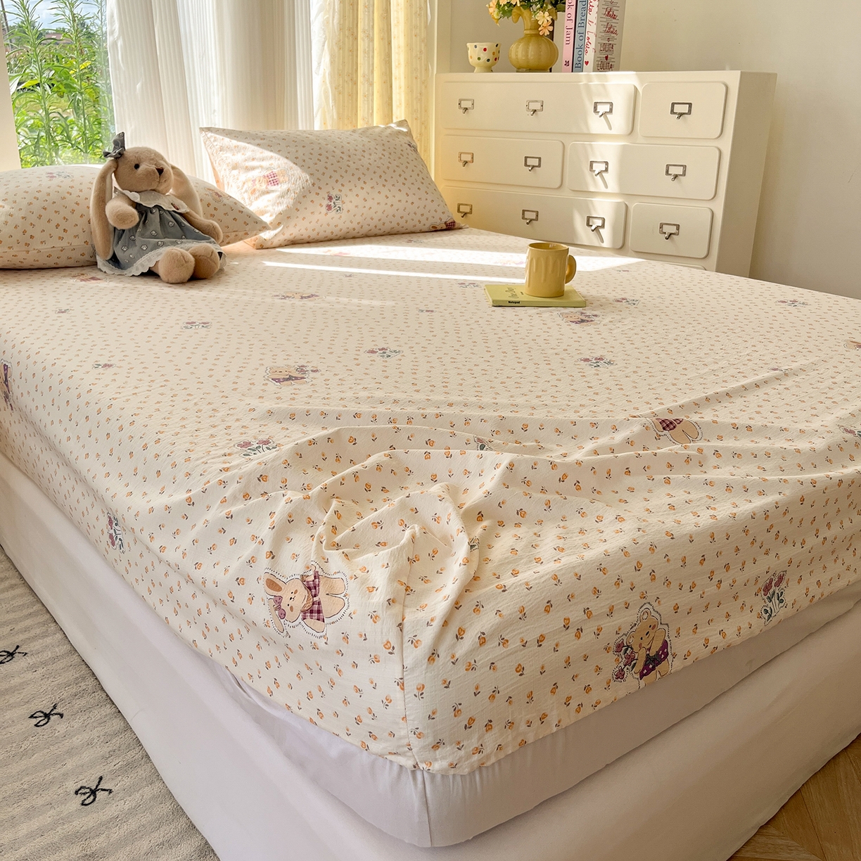 91家纺网 家纺一手货源 找家纺 沐芷 2026 【提供买家秀】双层纱A类床笠单件/床笠三件套  床笠款床罩床垫保护套罩 春日小熊