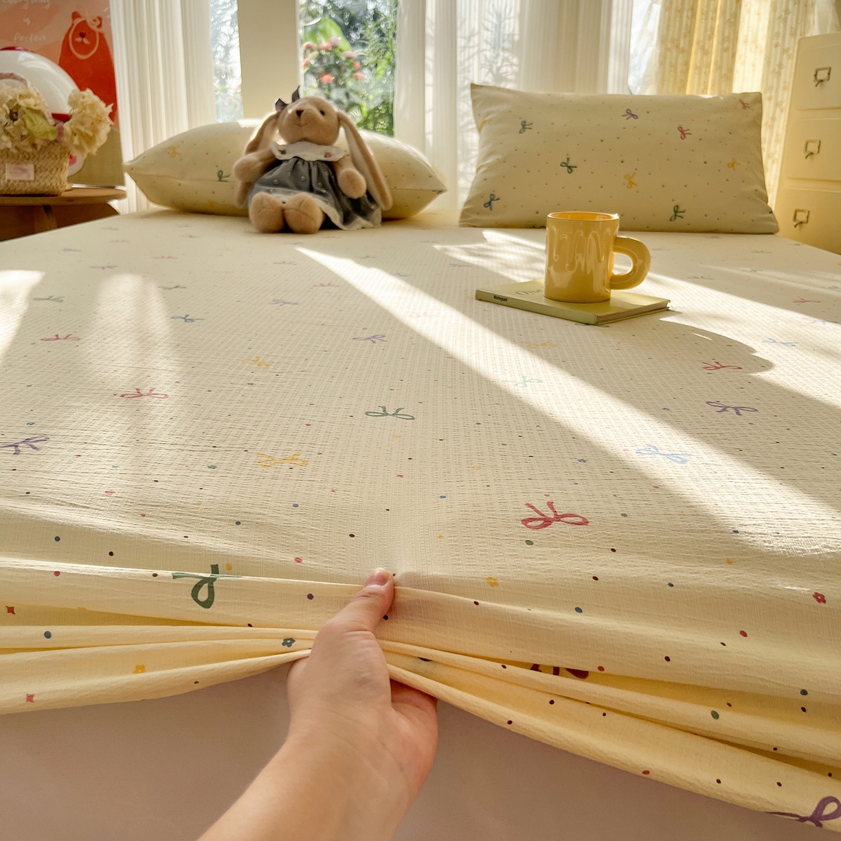 91家纺网 家纺一手货源 找家纺 沐芷 2026 【提供买家秀】双层纱A类床笠单件/床笠三件套  床笠款床罩床垫保护套罩 蜡笔画