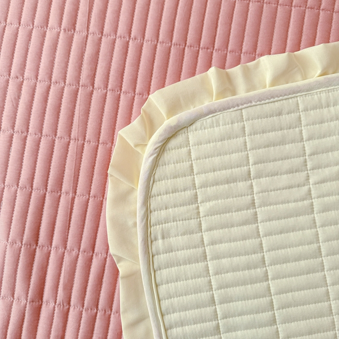 91家纺网 家纺一手货源 找家纺 妮可 2026新款绗缝多功能四季款花边单床盖床盖单件单品床盖 豆豆沙