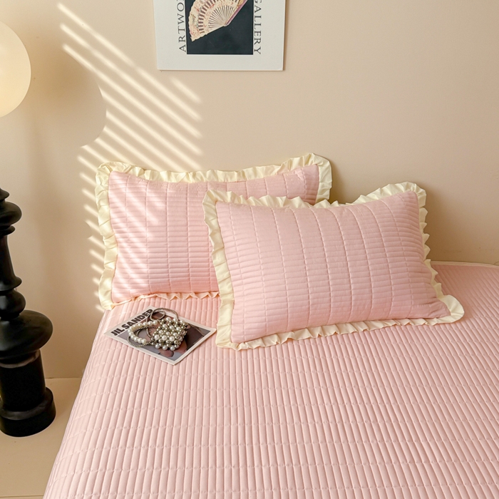 91家纺网 家纺一手货源 找家纺 妮可 2026新款绗缝多功能四季款花边单床盖床盖单件单品床盖 梦幻粉