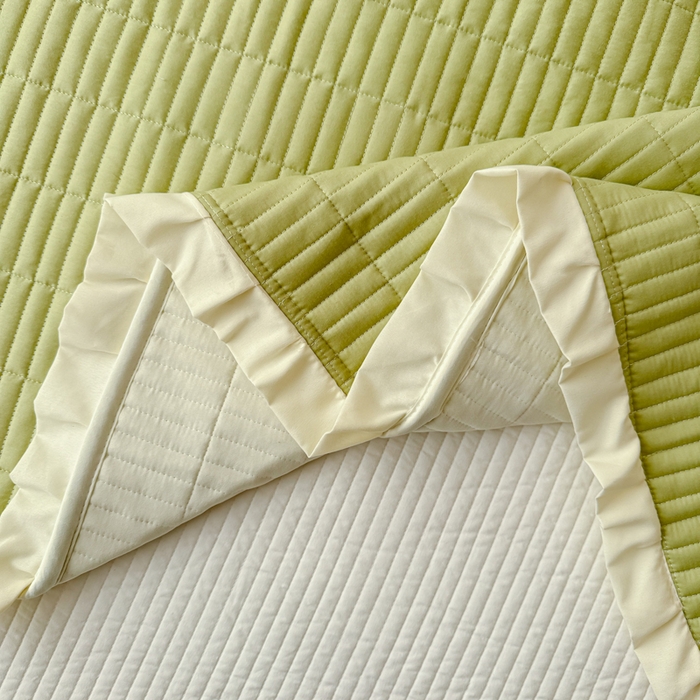 91家纺网 家纺一手货源 找家纺 妮可 2026新款绗缝多功能四季款花边单床盖床盖单件单品床盖 森林绿