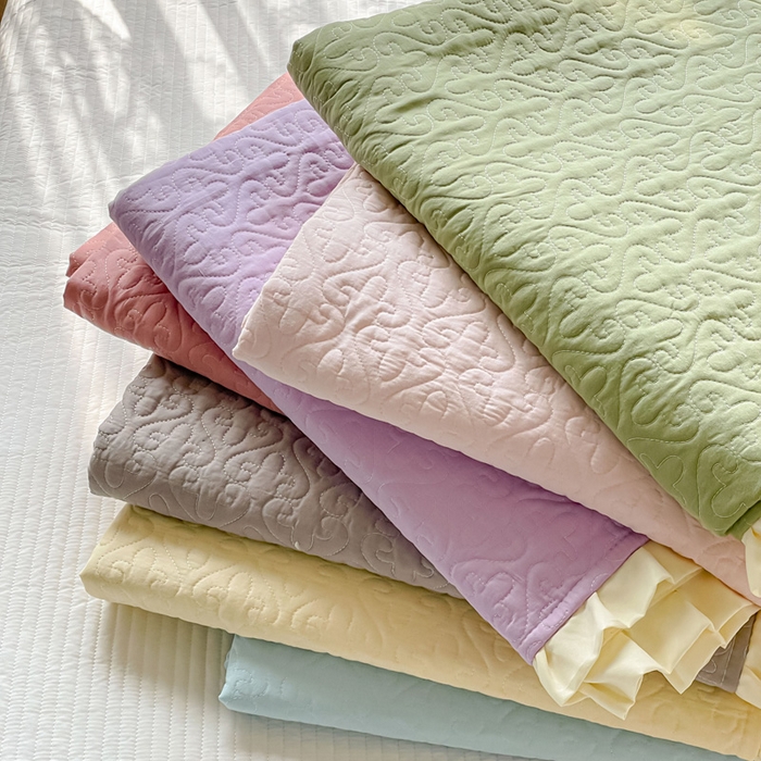 91家纺网 家纺一手货源 找家纺 （总）妮可 2026新款全棉纯棉绗缝多功能四季款荷叶边单床盖床盖单件单品床盖