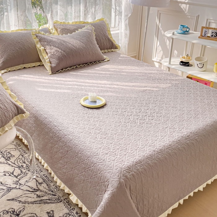 91家纺网 家纺一手货源 找家纺 妮可 2026新款全棉纯棉绗缝多功能四季款荷叶边单床盖床盖单件单品床盖 轻奢灰