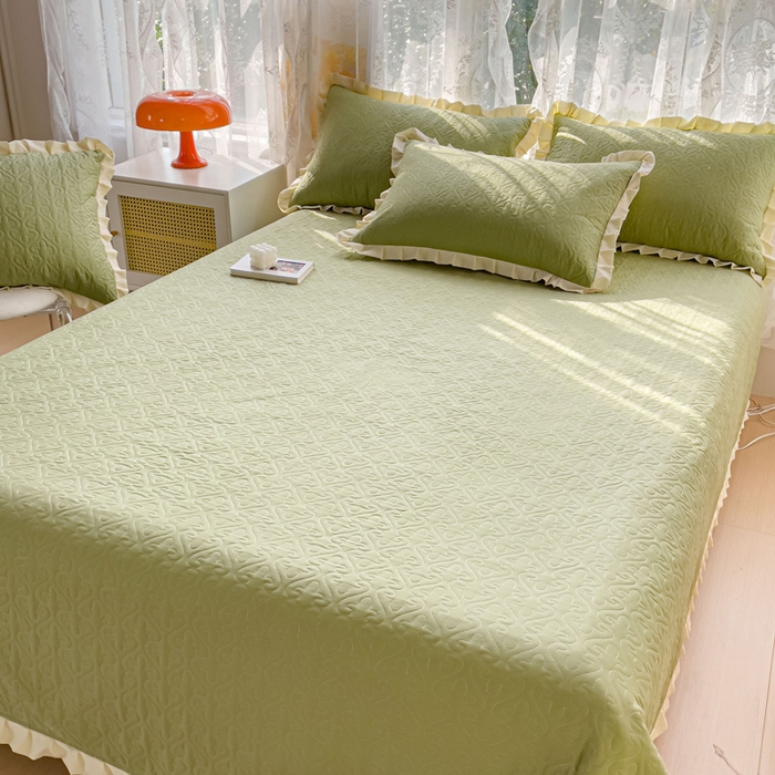 91家纺网 家纺一手货源 找家纺 妮可 2026新款全棉纯棉绗缝多功能四季款荷叶边单床盖床盖单件单品床盖 青草绿