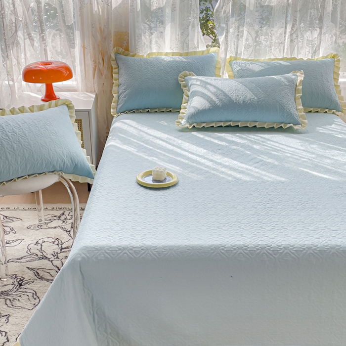 91家纺网 家纺一手货源 找家纺 妮可 2026新款全棉纯棉绗缝多功能四季款荷叶边单床盖床盖单件单品床盖 浅水蓝