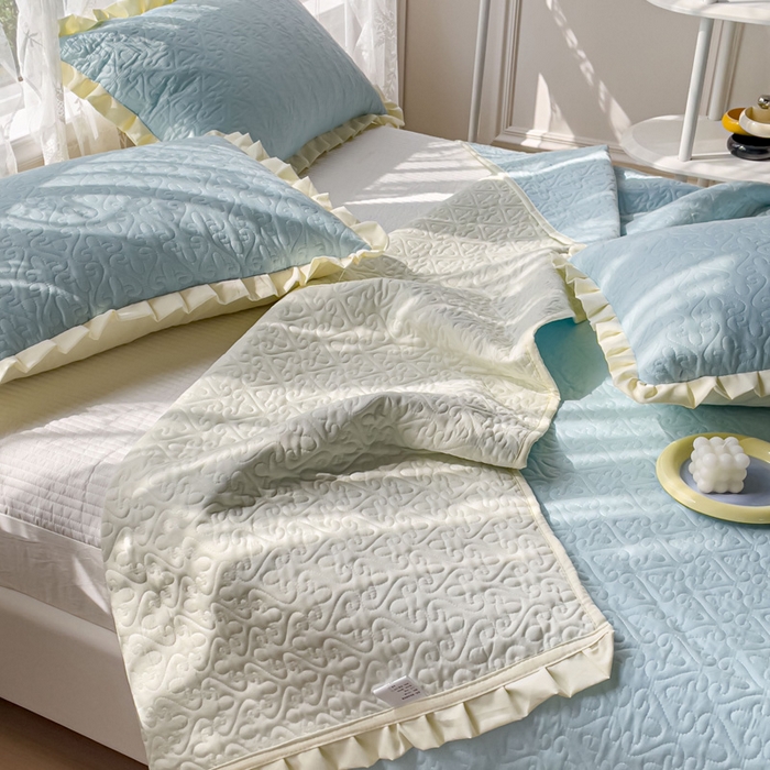 91家纺网 家纺一手货源 找家纺 妮可 2026新款全棉纯棉绗缝多功能四季款荷叶边单床盖床盖单件单品床盖 浅水蓝