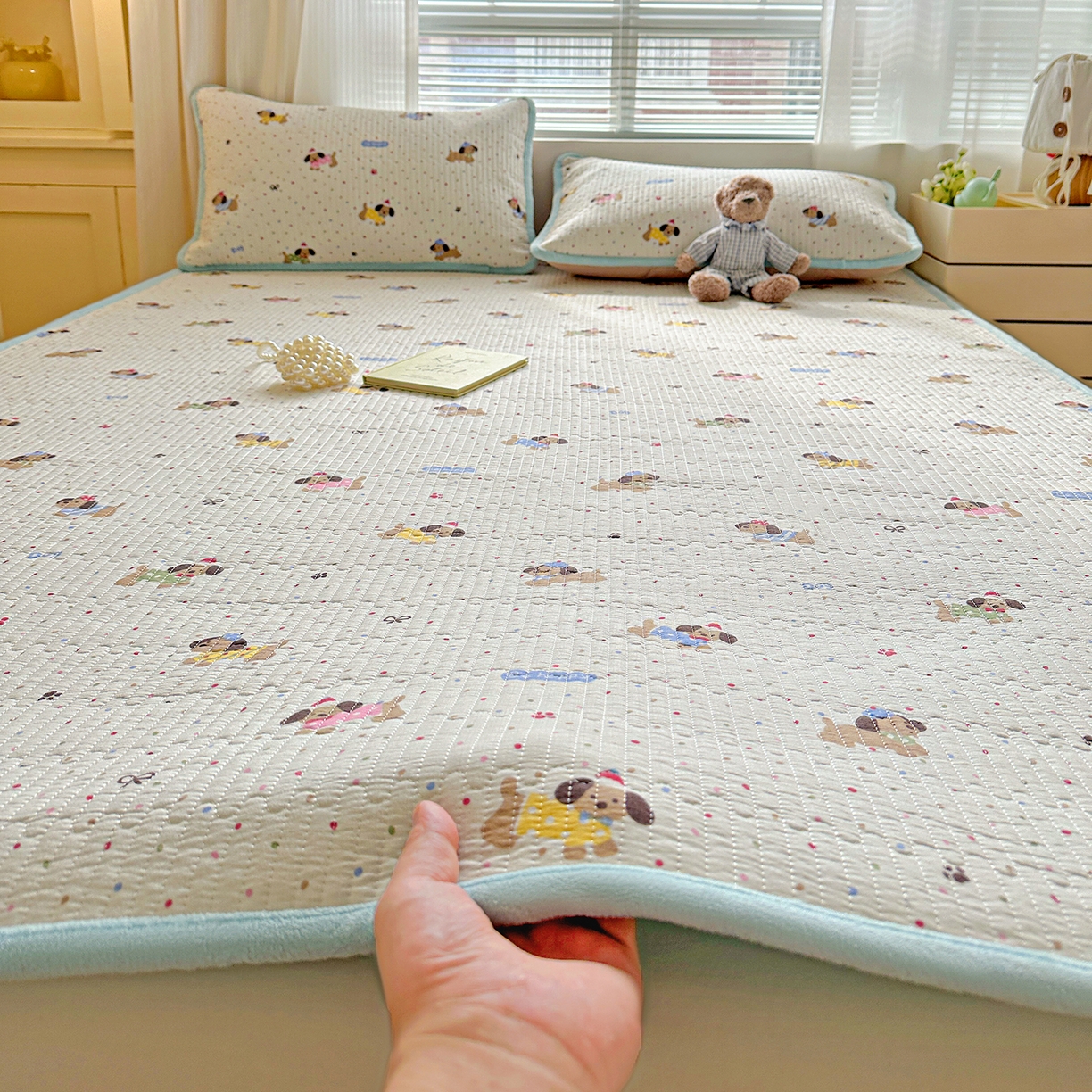 91家纺网 家纺一手货源 找家纺 （总）恒尚居 2026新款A类双层纱牛奶绒夹棉床垫