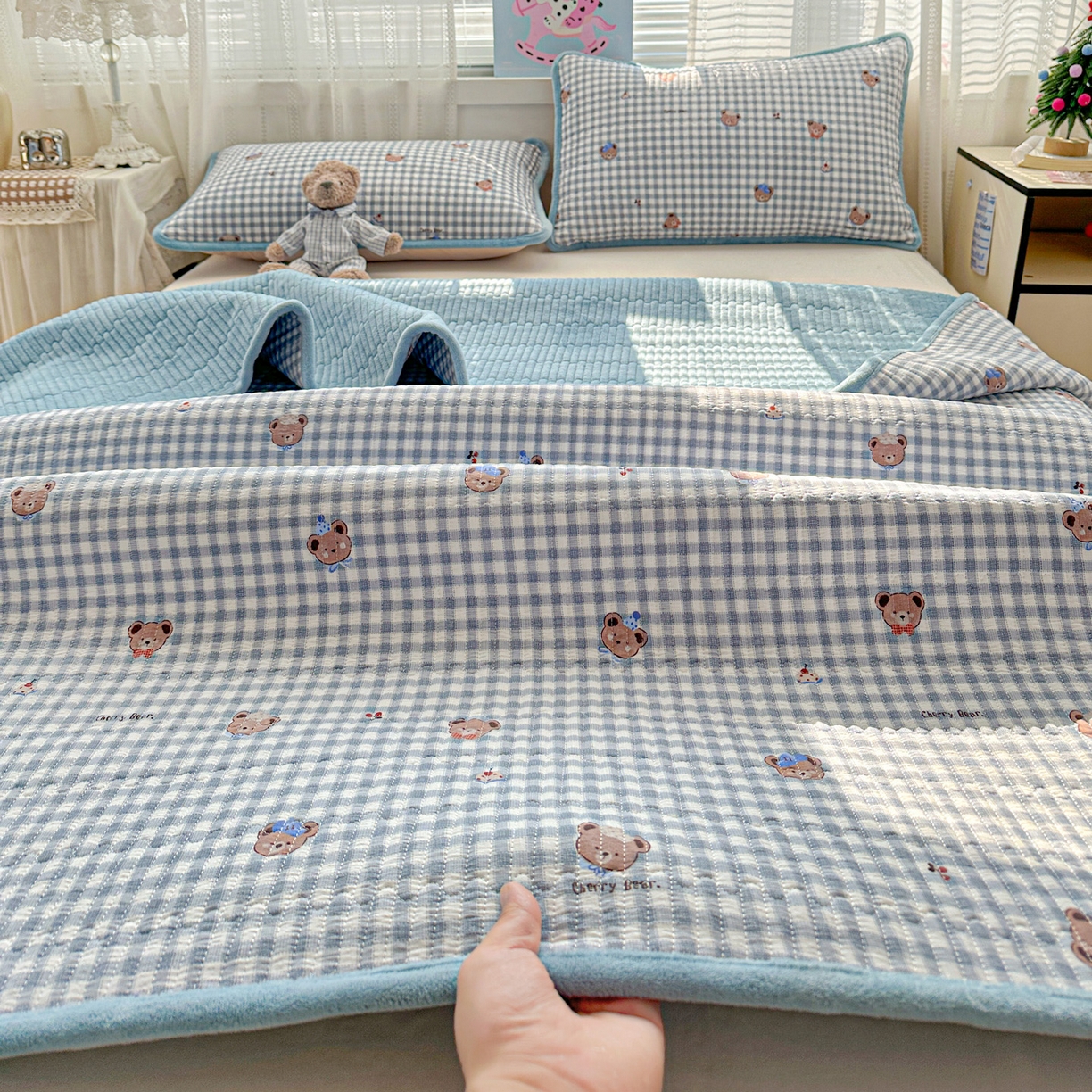 91家纺网 家纺一手货源 找家纺 （总）恒尚居 2026新款A类双层纱牛奶绒夹棉床垫