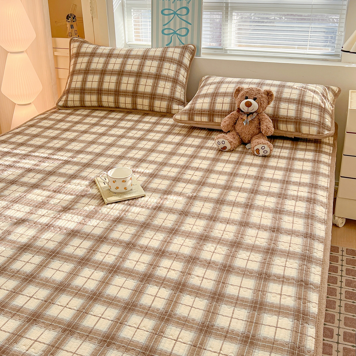 91家纺网 家纺一手货源 找家纺 恒尚居 2026新款A类双层纱牛奶绒夹棉床垫 贝拉格