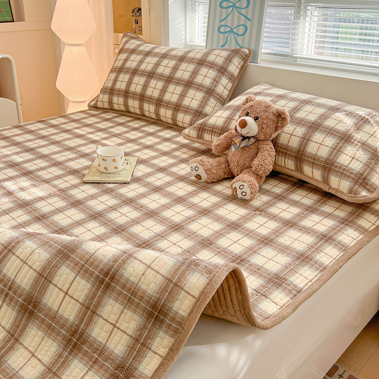 91家纺网 家纺一手货源 找家纺 恒尚居 2026新款A类双层纱牛奶绒夹棉床垫 贝拉格