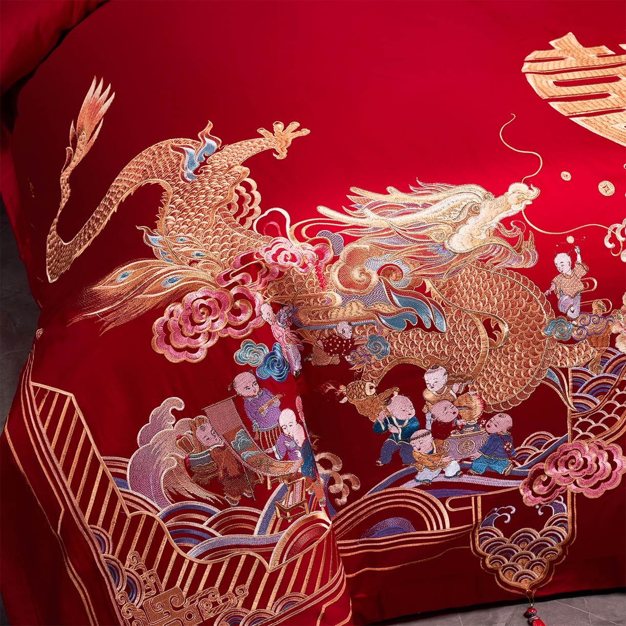 91家纺网 家纺一手货源 找家纺 芊囍纺 2026新款双面长绒棉高端婚庆提花重工刺绣四件套多件套系列 龙凤百子