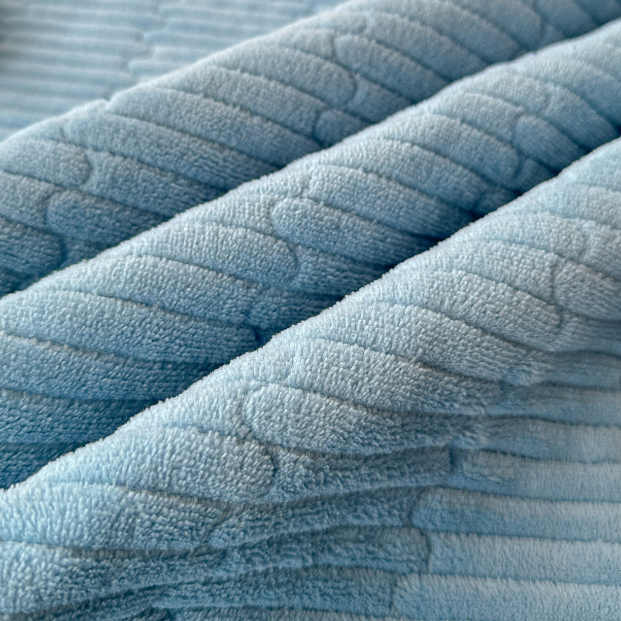 91家纺网 家纺一手货源 找家纺 恒尚居 2026新款A类双层纱牛奶绒夹棉床垫 格子小熊