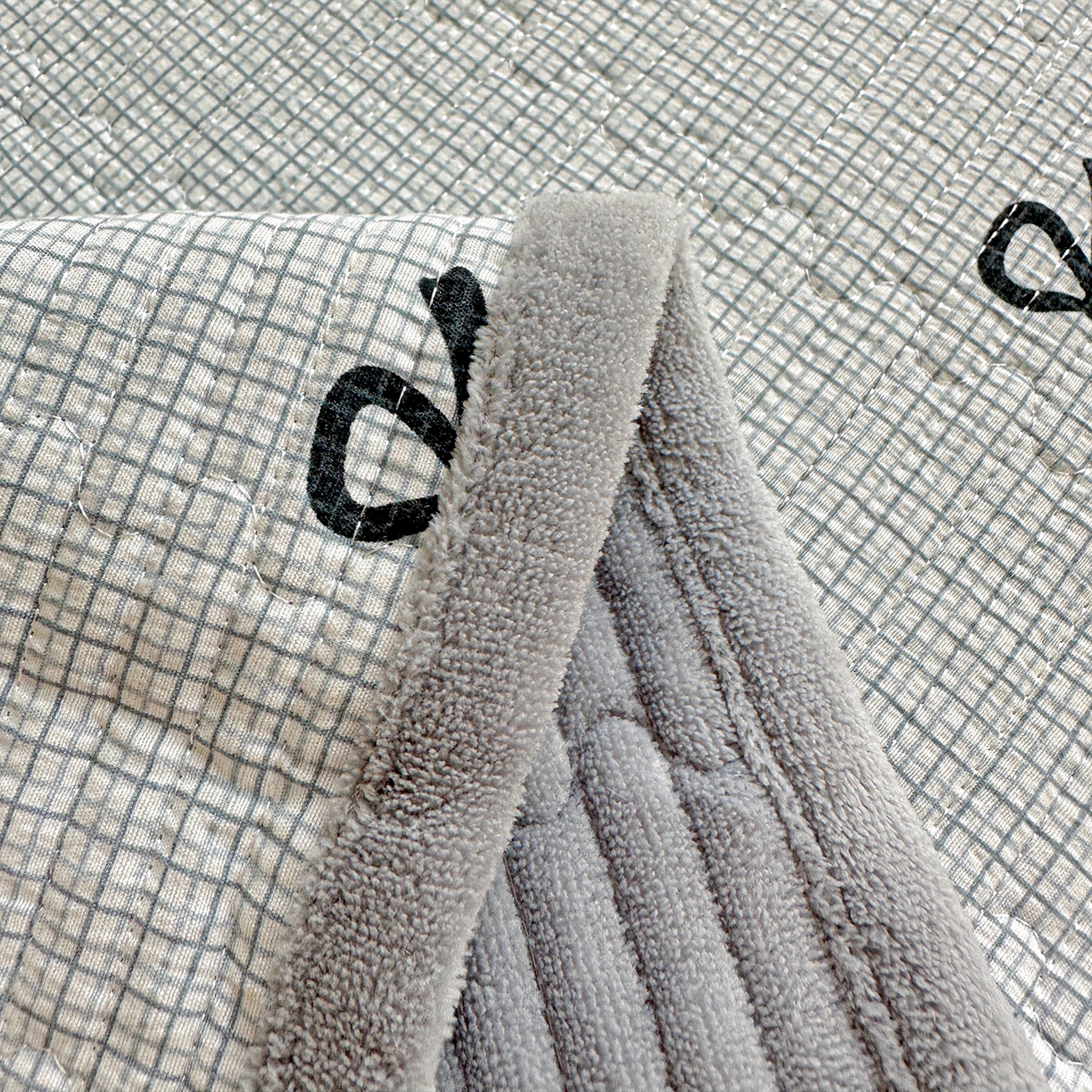 91家纺网 家纺一手货源 找家纺 恒尚居 2026新款A类双层纱牛奶绒夹棉床垫 蝴蝶结-灰