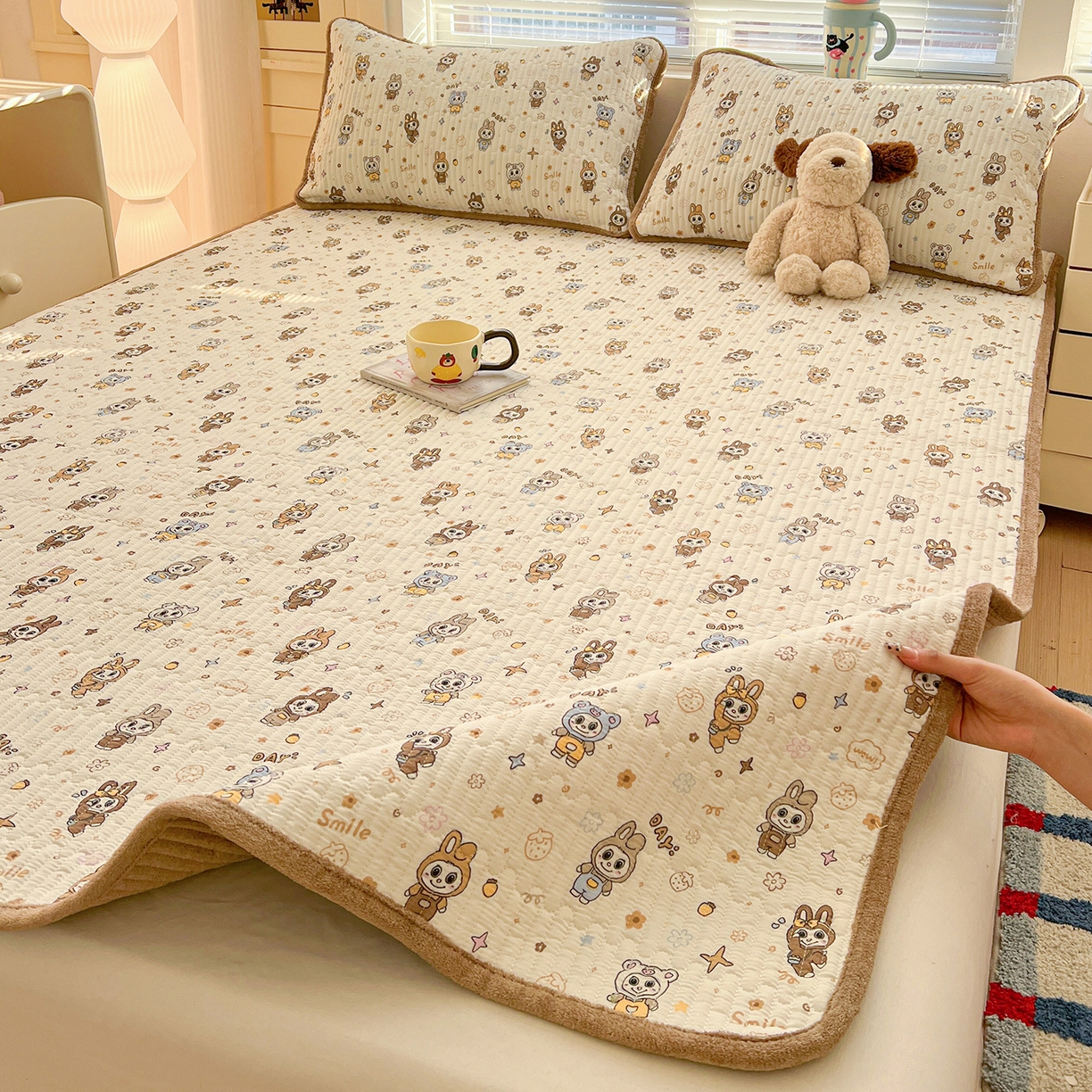 91家纺网 家纺一手货源 找家纺 恒尚居 2026新款A类双层纱牛奶绒夹棉床垫 拉布布