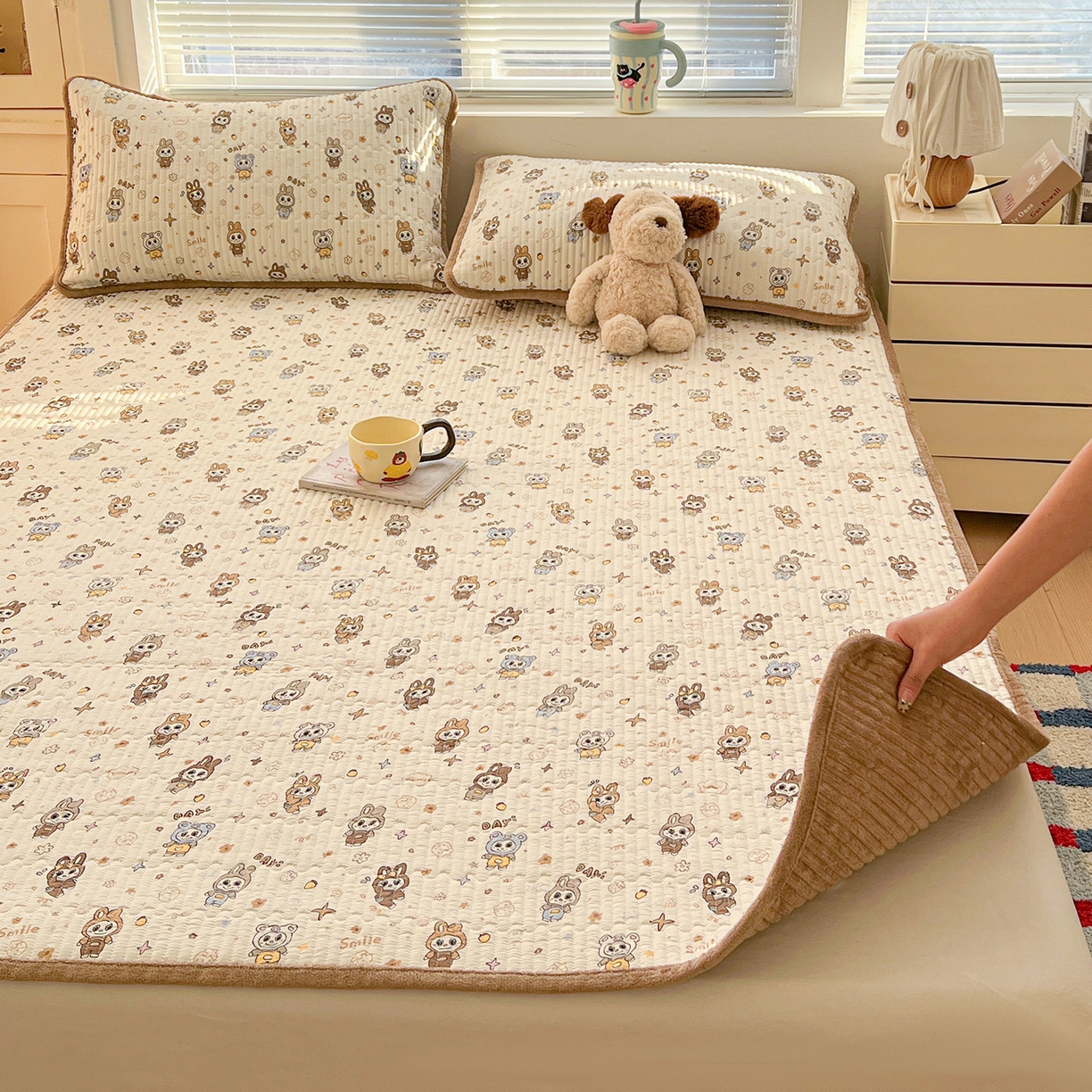 91家纺网 家纺一手货源 找家纺 恒尚居 2026新款A类双层纱牛奶绒夹棉床垫 拉布布