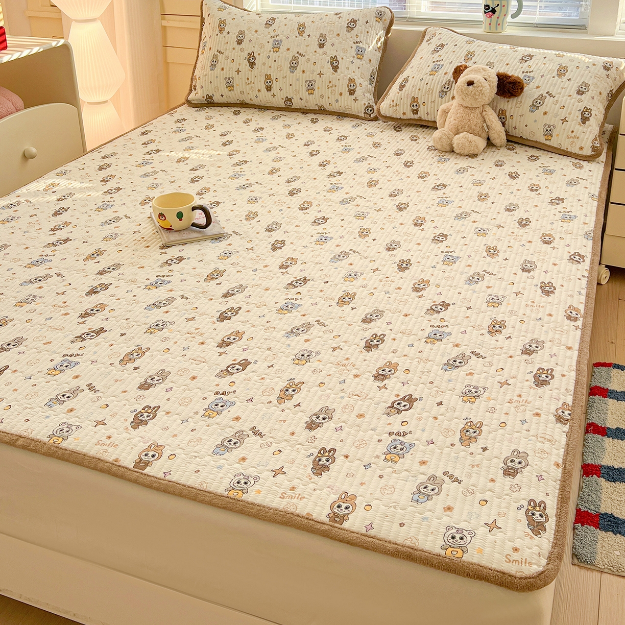 91家纺网 家纺一手货源 找家纺 恒尚居 2026新款A类双层纱牛奶绒夹棉床垫 拉布布