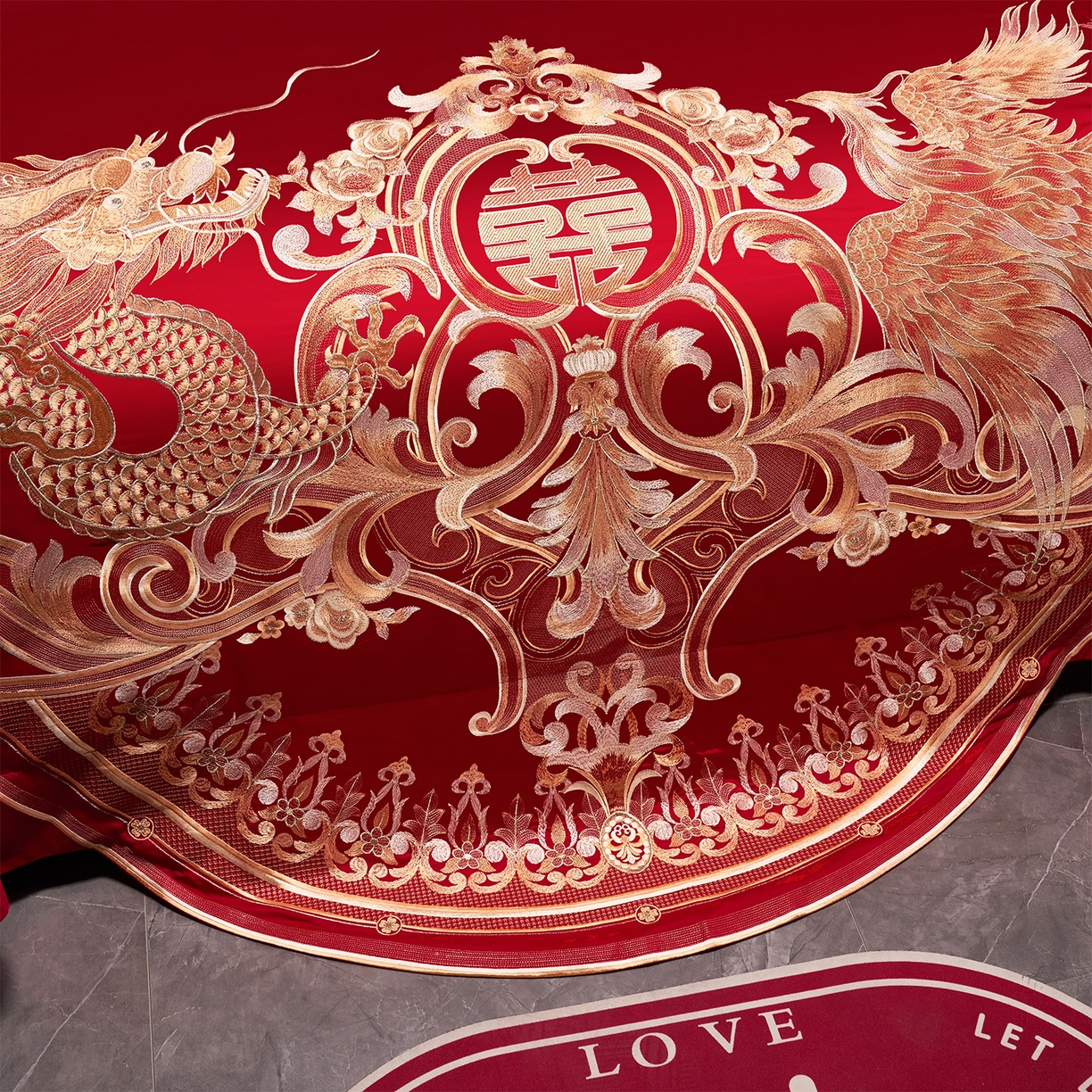 91家纺网 家纺一手货源 找家纺 芊囍纺 2026新款双面长绒棉高端婚庆提花重工刺绣四件套多件套系列 龙凤九霄