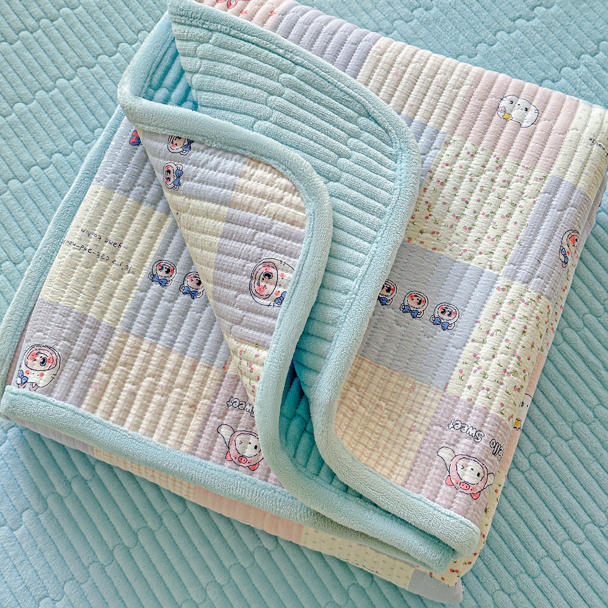 91家纺网 家纺一手货源 找家纺 恒尚居 2026新款A类双层纱牛奶绒夹棉床垫 慢时光