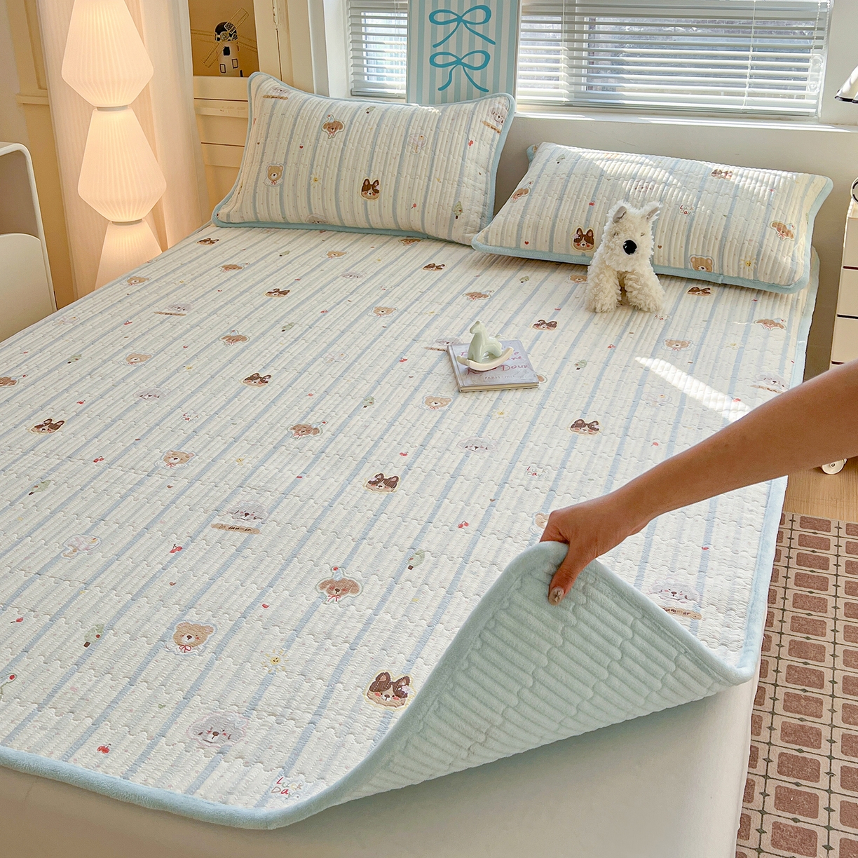 91家纺网 家纺一手货源 找家纺 恒尚居 2026新款A类双层纱牛奶绒夹棉床垫 汪汪队