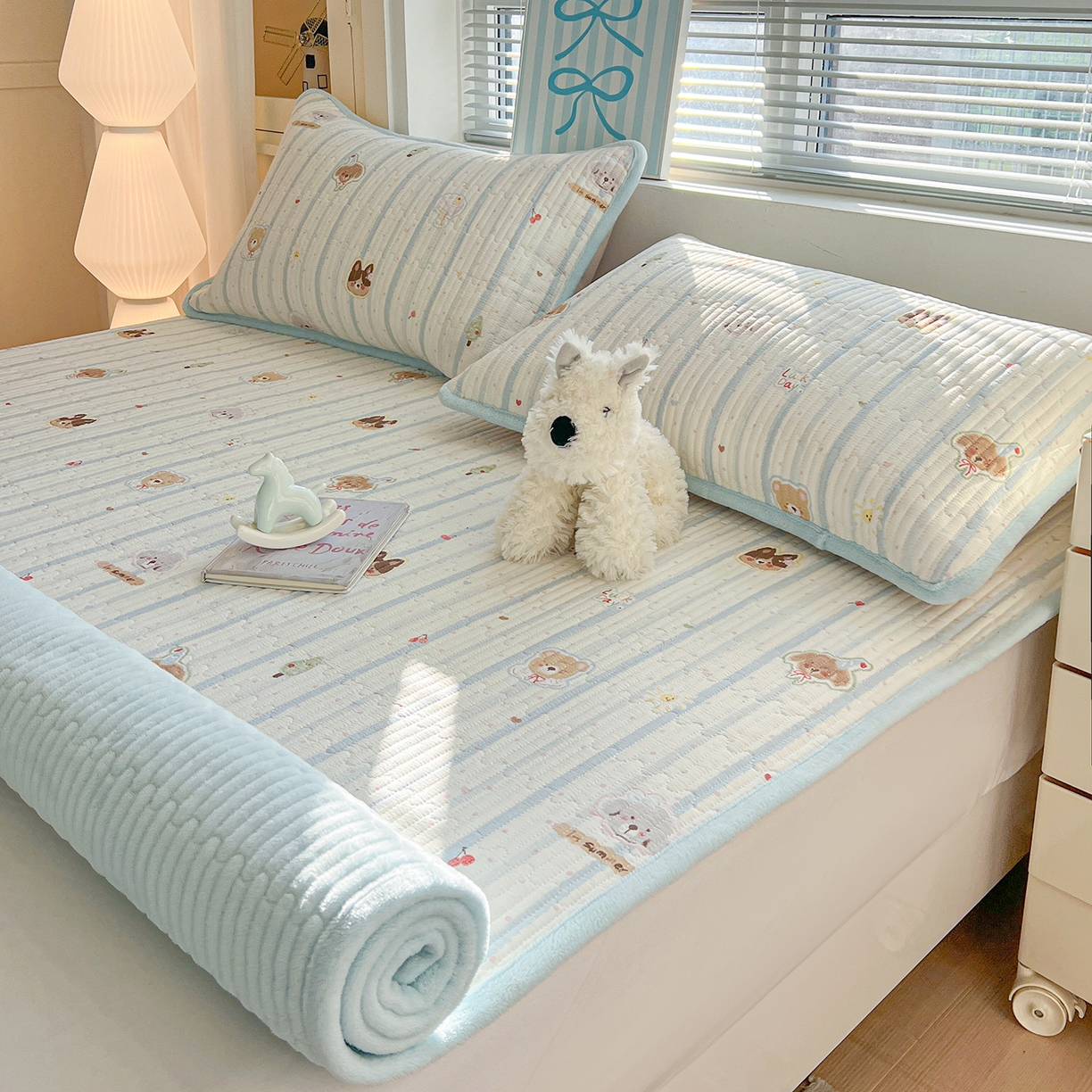 91家纺网 家纺一手货源 找家纺 恒尚居 2026新款A类双层纱牛奶绒夹棉床垫 汪汪队