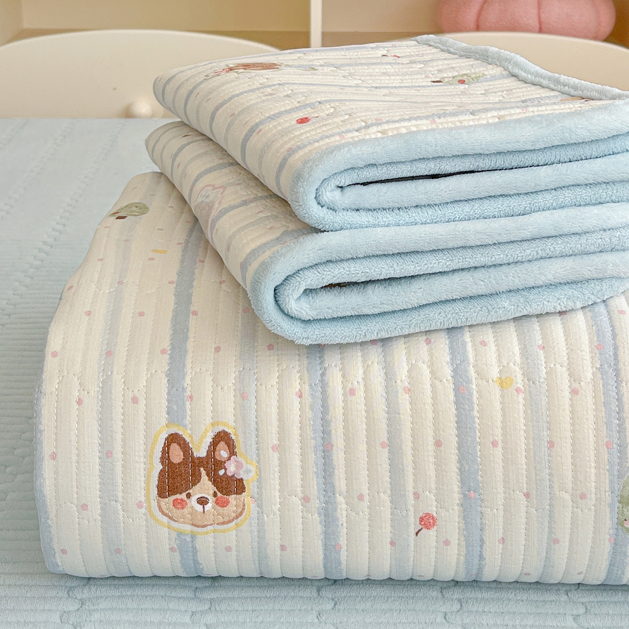 91家纺网 家纺一手货源 找家纺 恒尚居 2026新款A类双层纱牛奶绒夹棉床垫 汪汪队