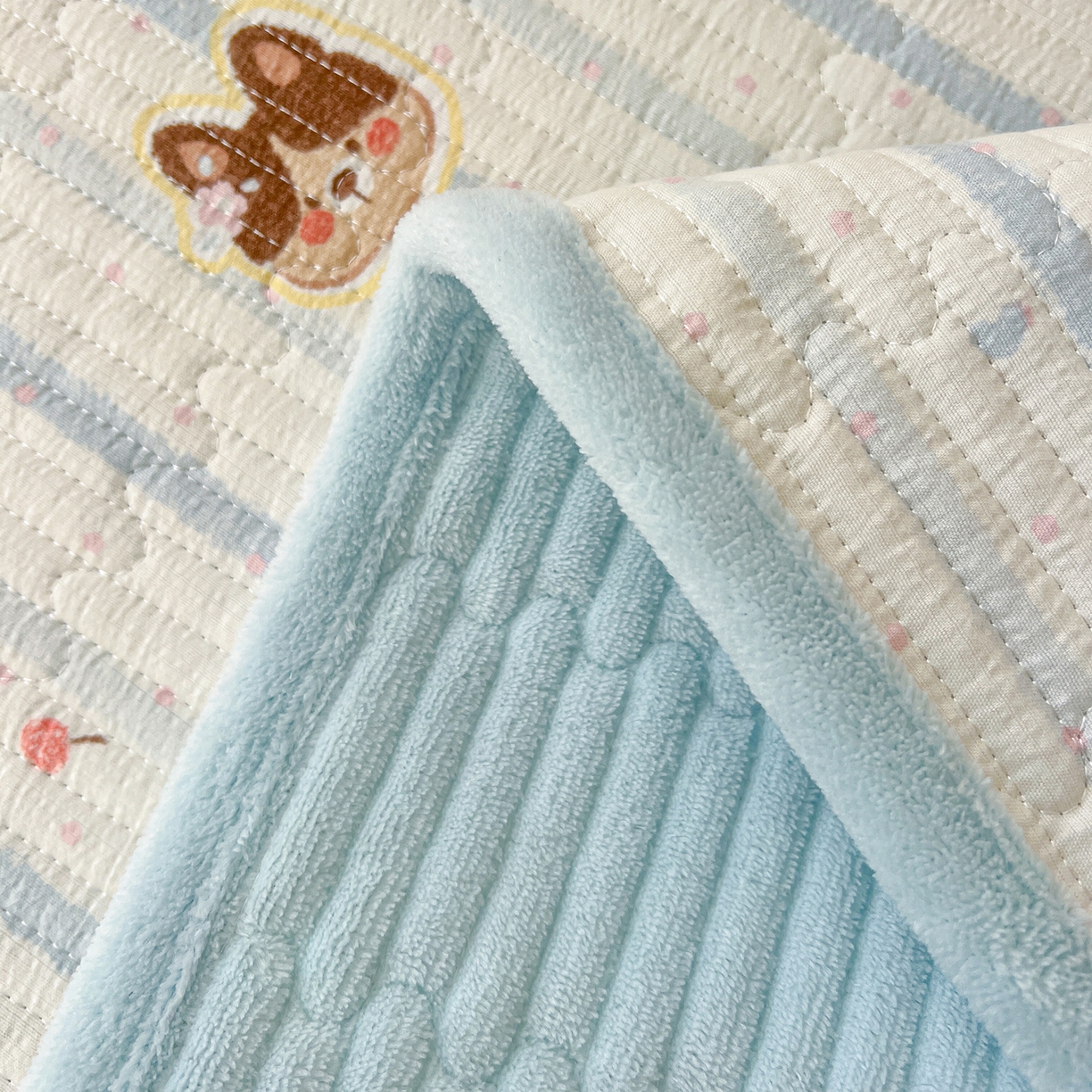 91家纺网 家纺一手货源 找家纺 恒尚居 2026新款A类双层纱牛奶绒夹棉床垫 汪汪队