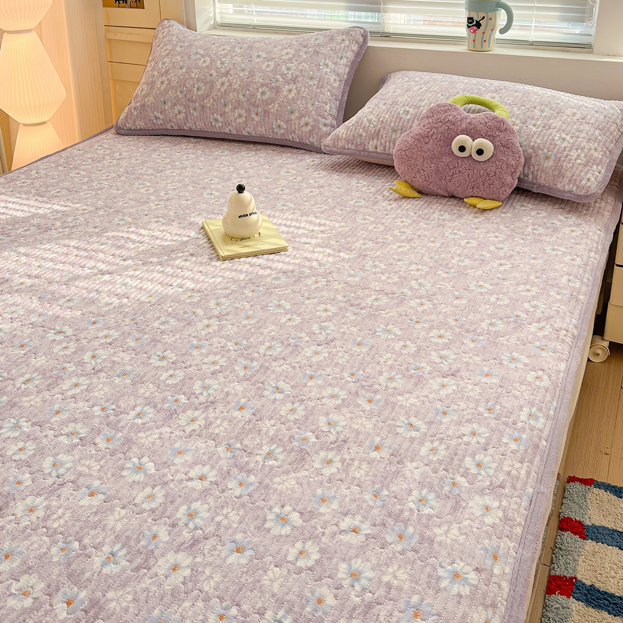 91家纺网 家纺一手货源 找家纺 恒尚居 2026新款A类双层纱牛奶绒夹棉床垫 紫罗花