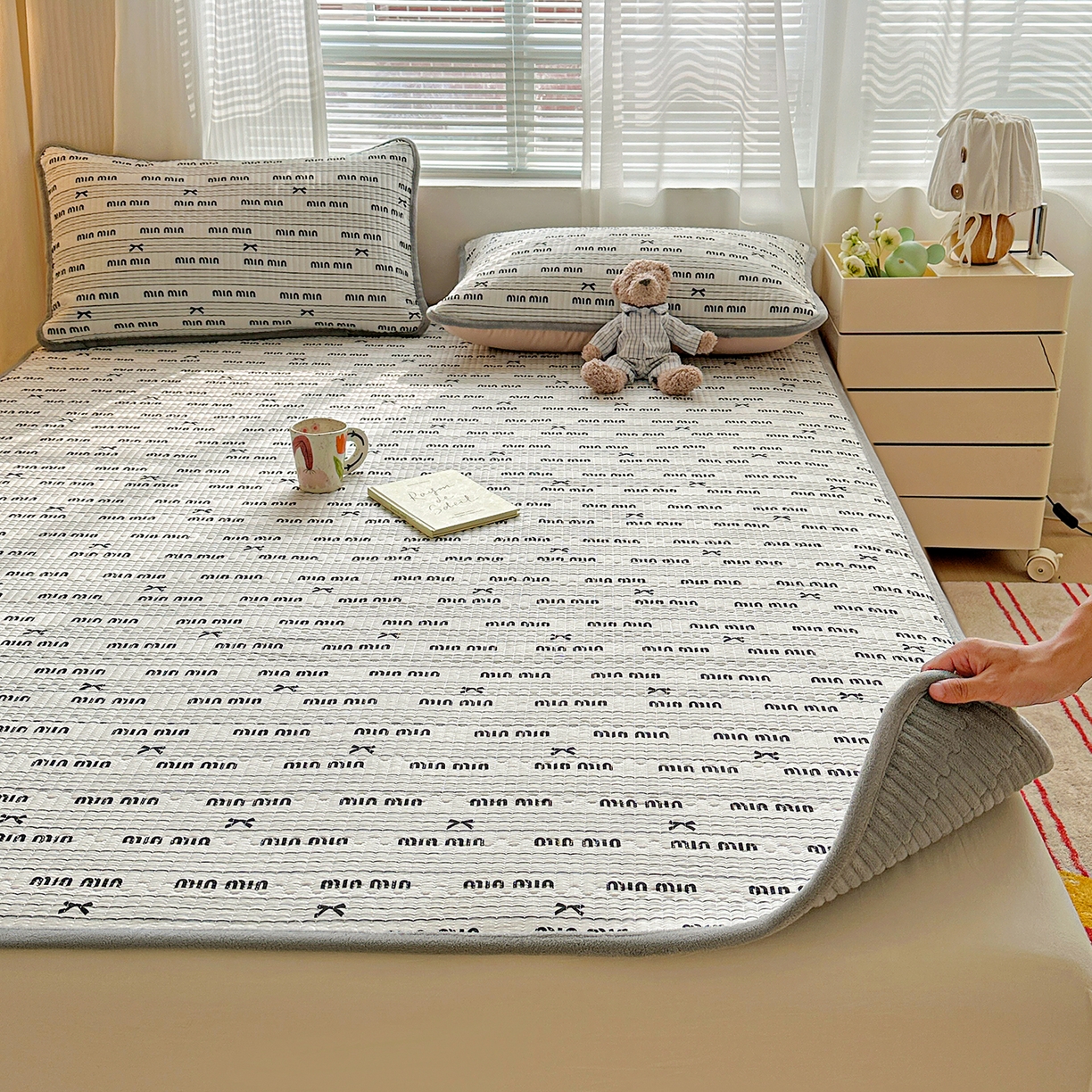 91家纺网 家纺一手货源 找家纺 （总）恒尚居 2026新款双层纱牛奶绒床垫床褥子云感夹棉床单软床垫-秋冬款-链接二