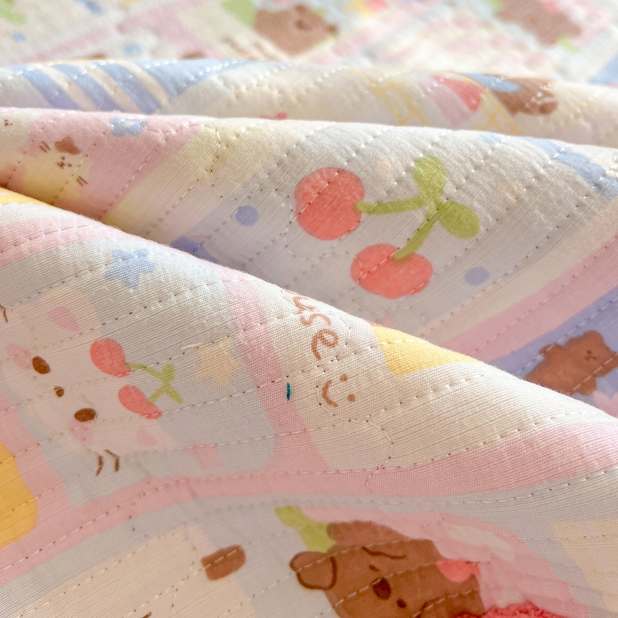 91家纺网 家纺一手货源 找家纺 恒尚居 2026新款双层纱牛奶绒床垫床褥子云感夹棉床单软床垫-秋冬款-链接二 动物世界