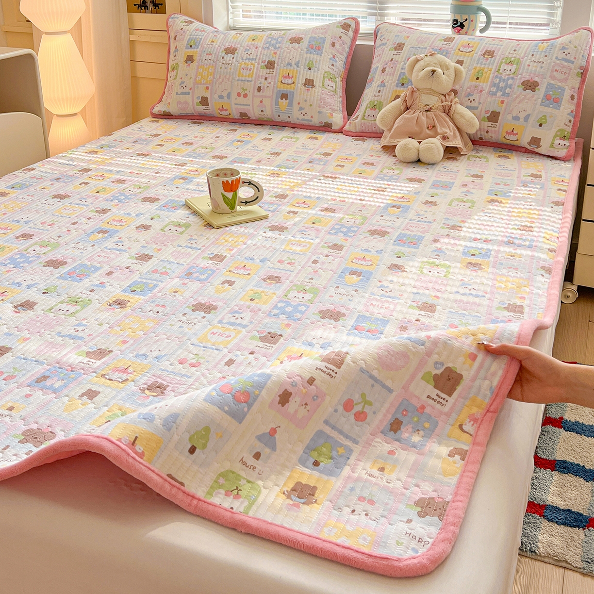 91家纺网 家纺一手货源 找家纺 恒尚居 2026新款双层纱牛奶绒床垫床褥子云感夹棉床单软床垫-秋冬款-链接二 动物世界