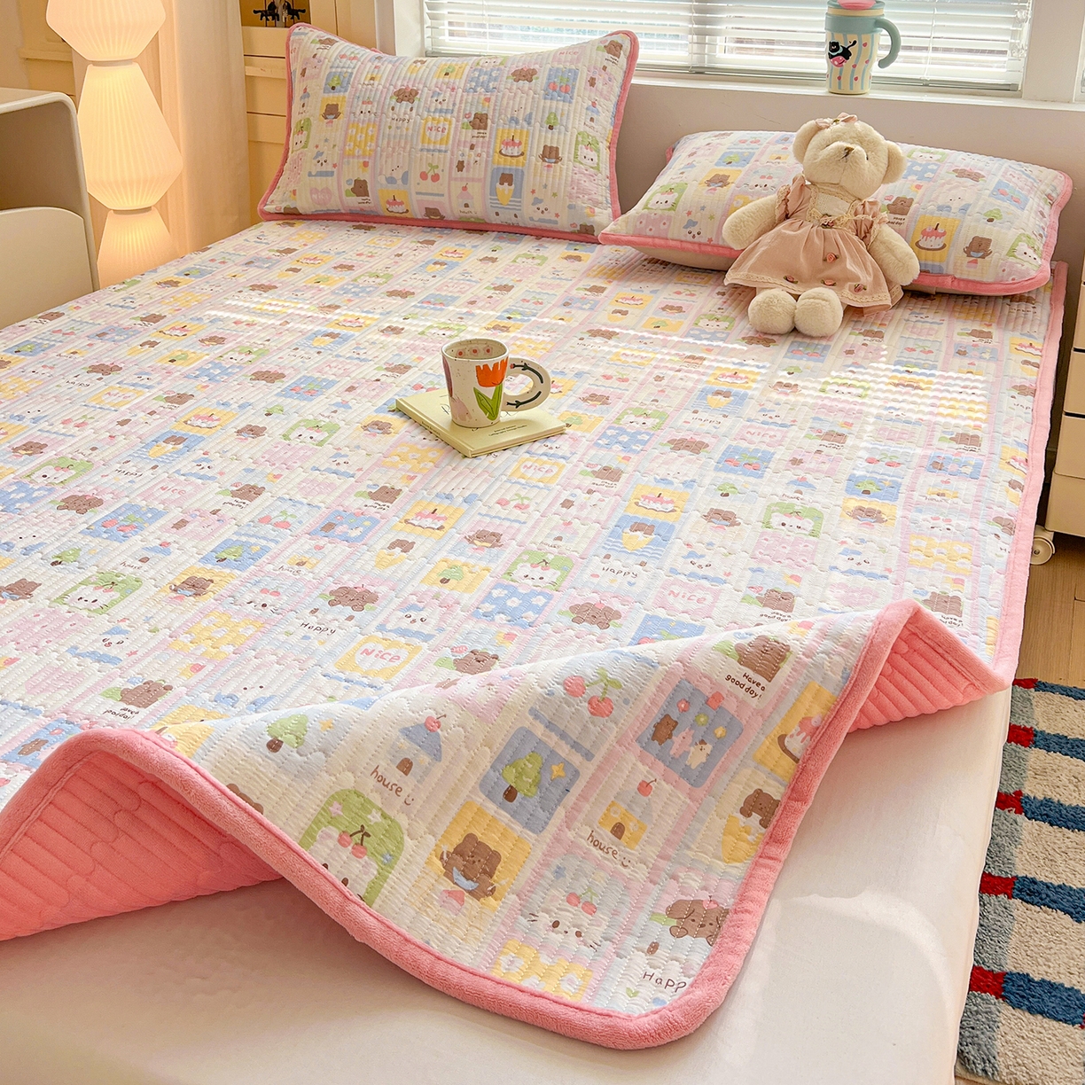 91家纺网 家纺一手货源 找家纺 恒尚居 2026新款双层纱牛奶绒床垫床褥子云感夹棉床单软床垫-秋冬款-链接二 动物世界