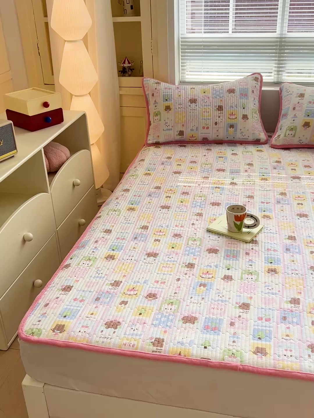 91家纺网 家纺一手货源 找家纺 恒尚居 2026新款双层纱牛奶绒床垫床褥子云感夹棉床单软床垫-秋冬款-链接二 动物世界