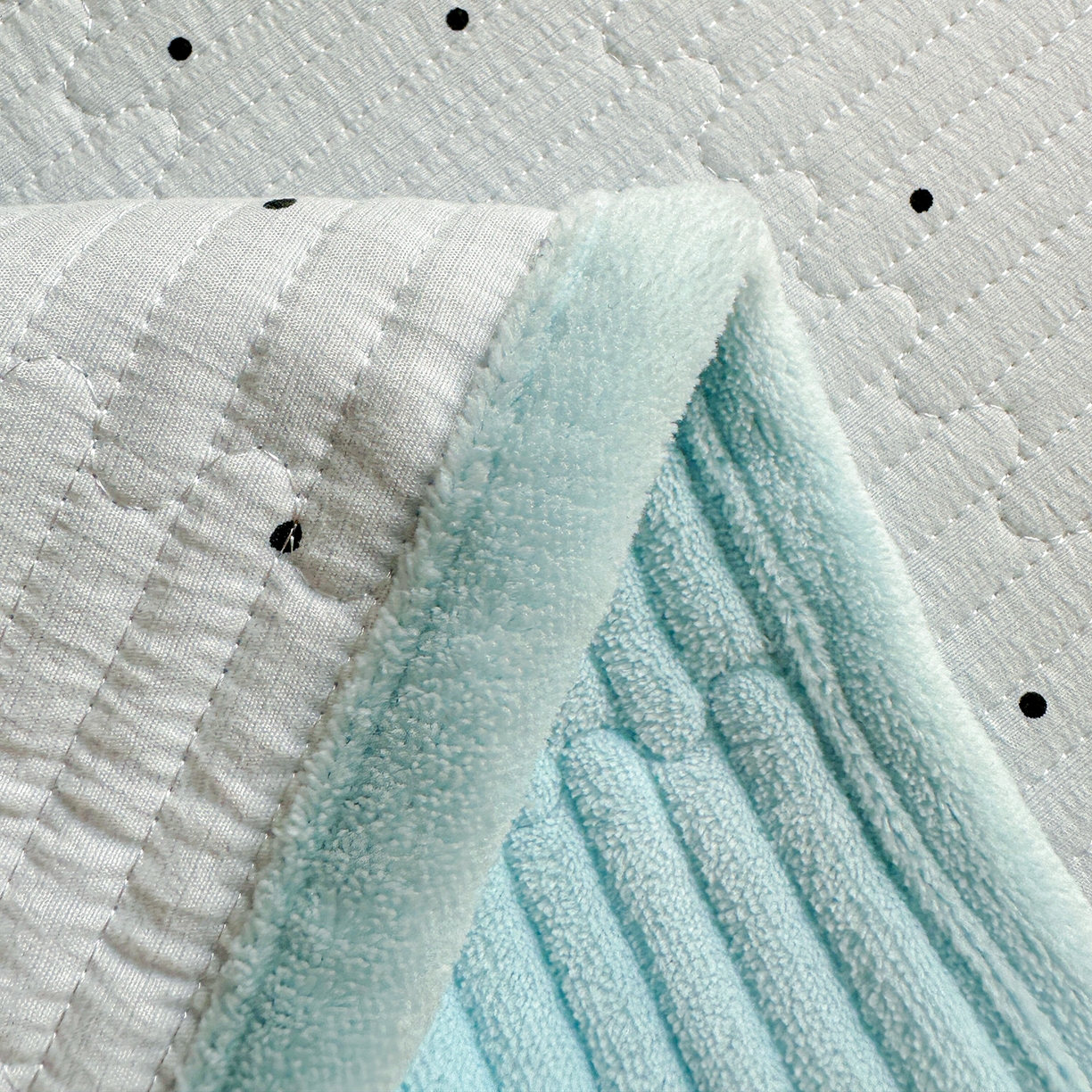 91家纺网 家纺一手货源 找家纺 恒尚居 2026新款双层纱牛奶绒床垫床褥子云感夹棉床单软床垫-秋冬款-链接二 海盐蝴蝶结