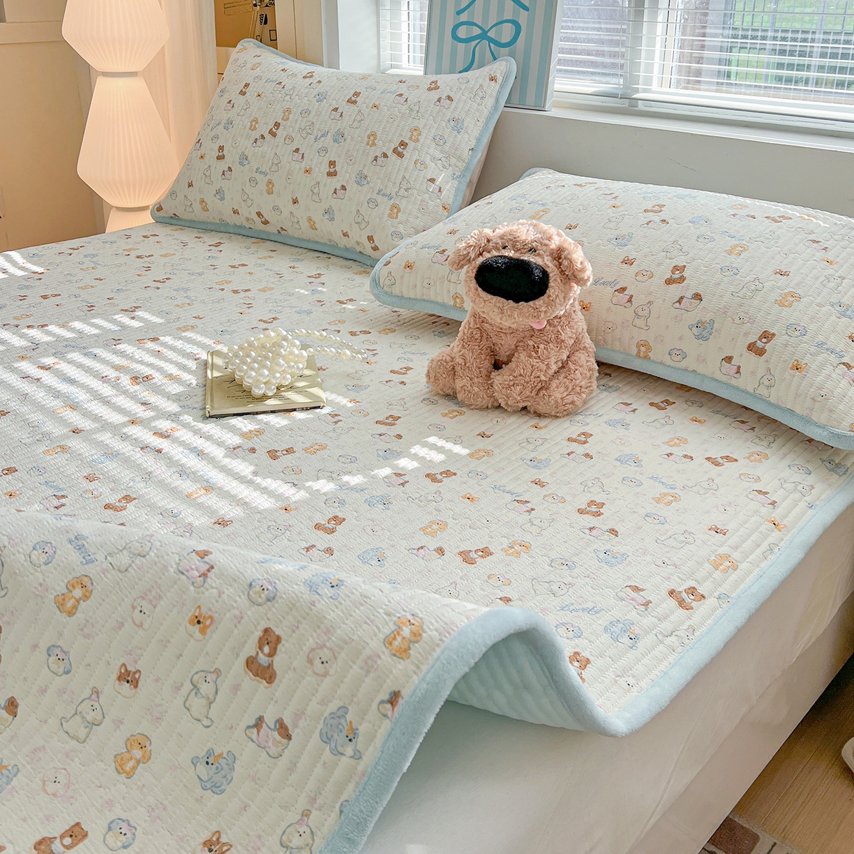 91家纺网 家纺一手货源 找家纺 恒尚居 2026新款双层纱牛奶绒床垫床褥子云感夹棉床单软床垫-秋冬款-链接二 萌宠乐园